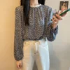 Korean version of womens floral chiffon blouse with round collar lace stitching